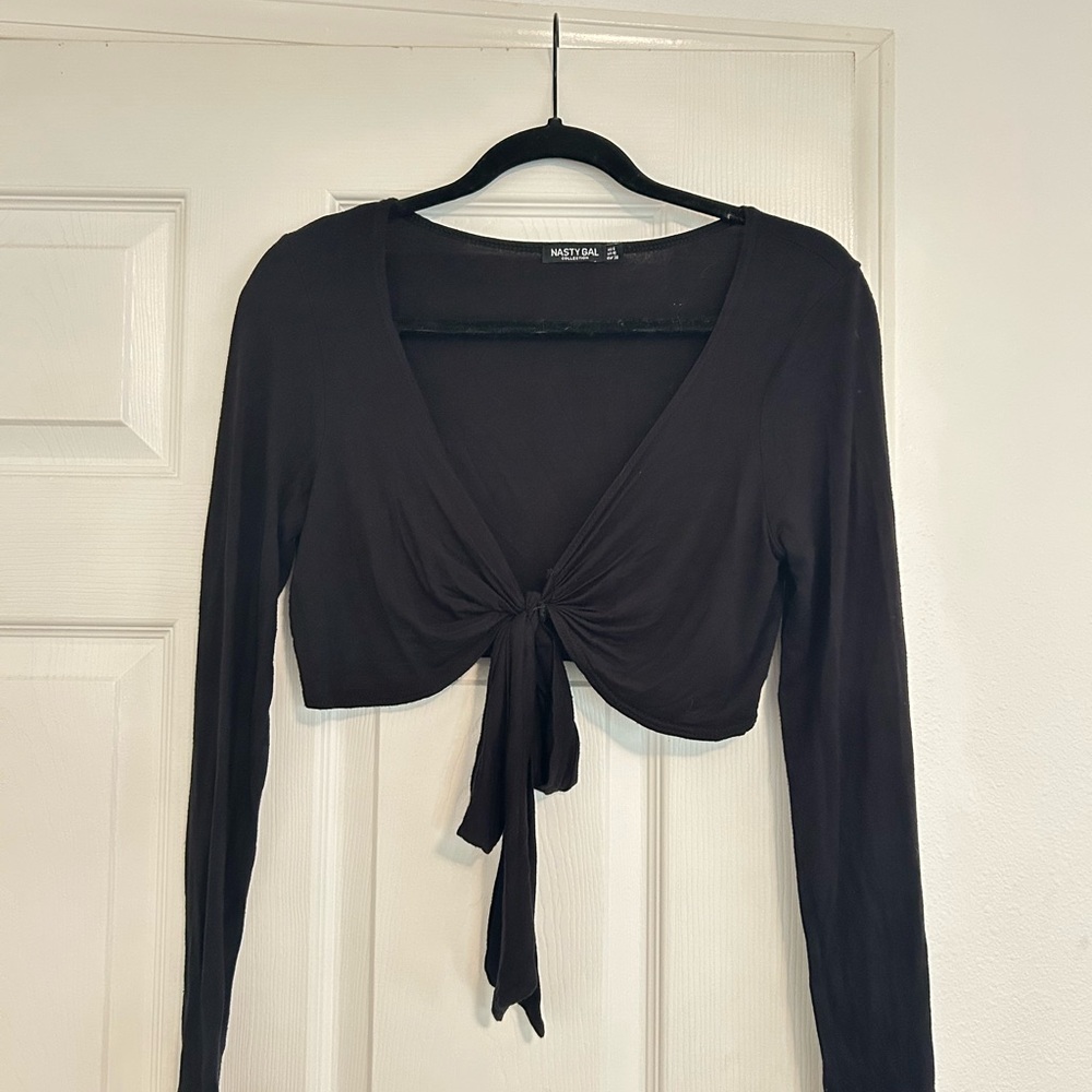 Nasty Gal Black Tie-Front Long Sleeve Crop Blouse